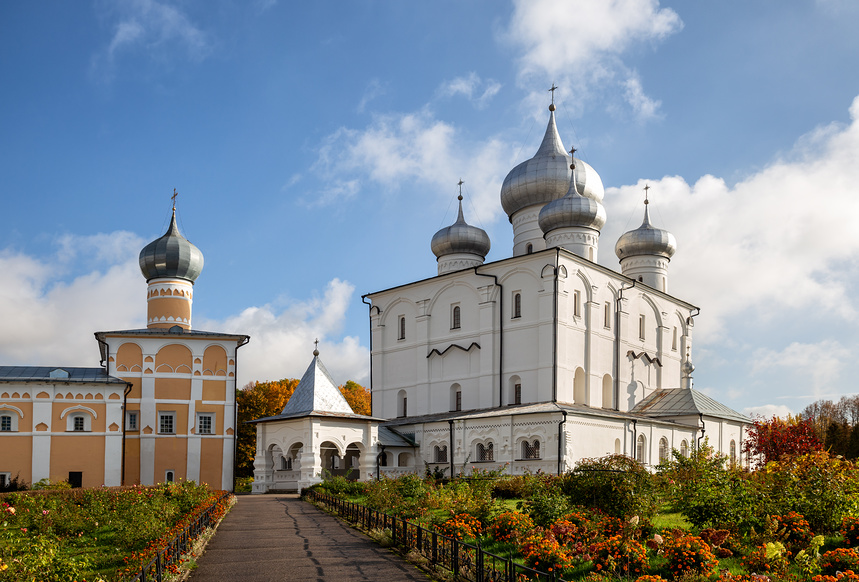 Варлаамо-Хутынский монастырь