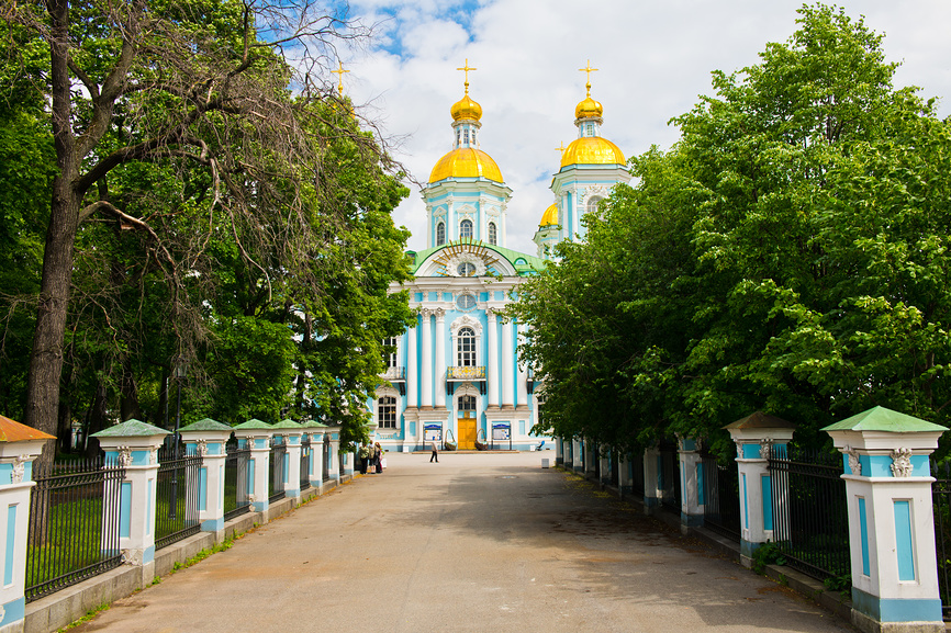 Тропа к Николо-Богоявленскому морскому собору