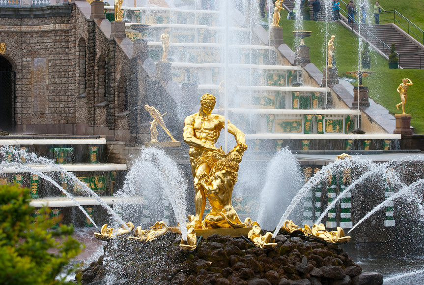 Петергоф. Фонтан "Самсон"