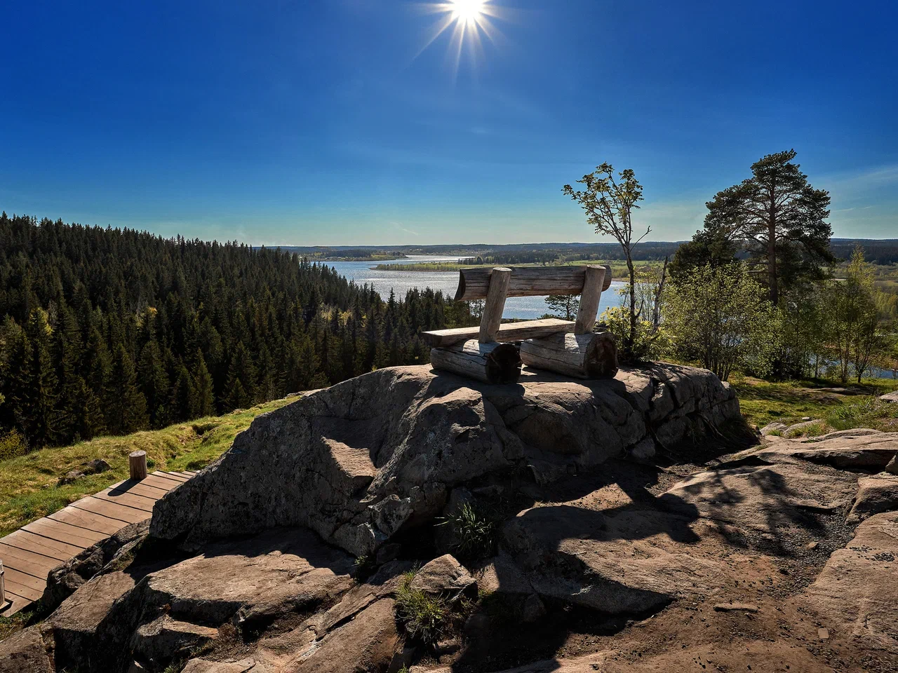 Скалистая местность Рускеала