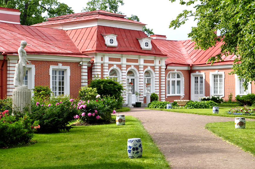 Дворец Монплезир