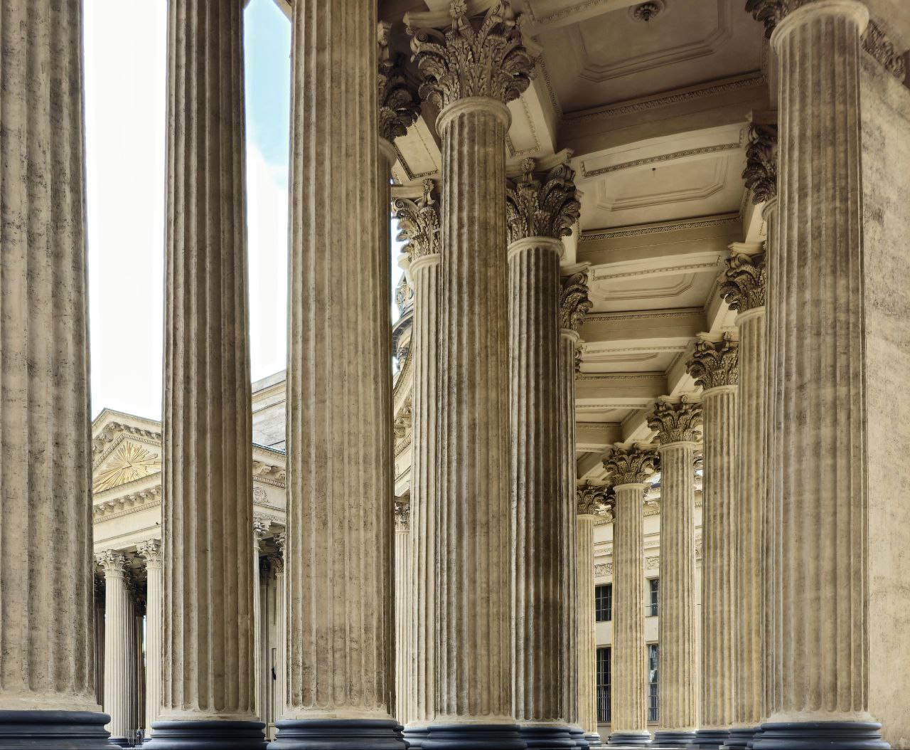 Колонны Казанского собора