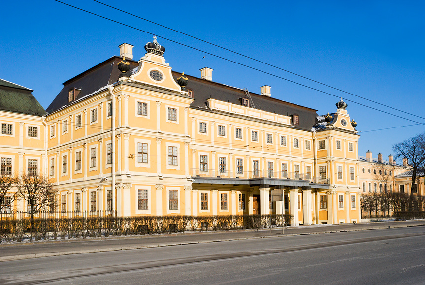 Меньшиковский дворец