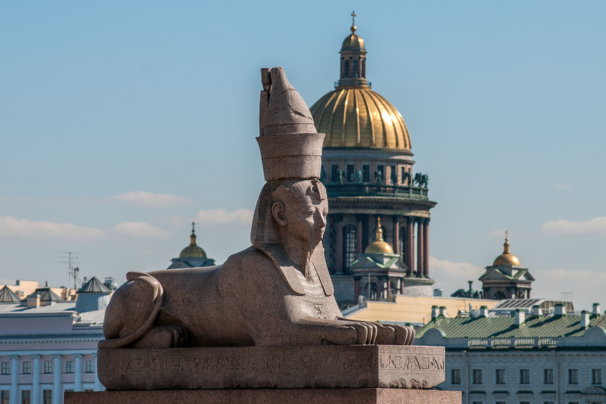 Сфинкс с Университетской набережной