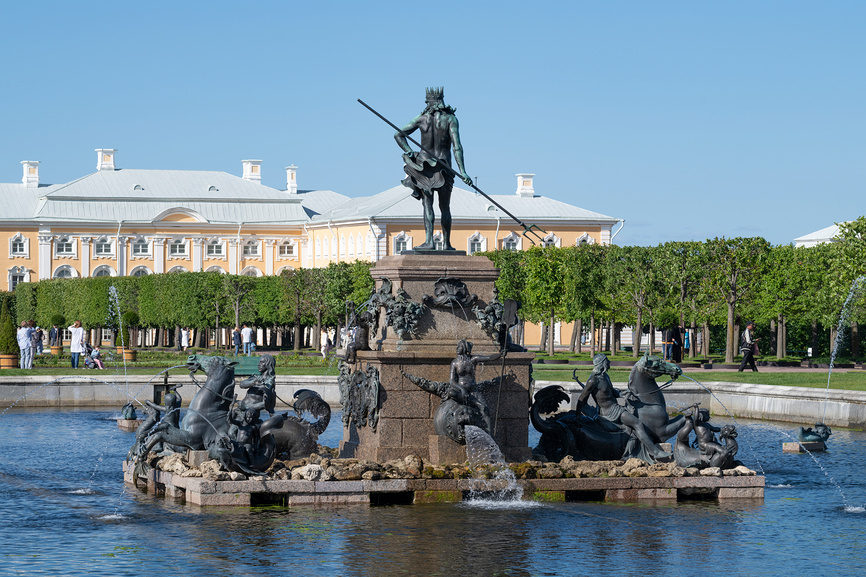 Фонтан в Верхнем саду