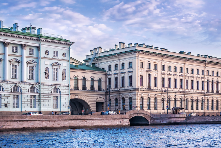 Дворцовая набережная